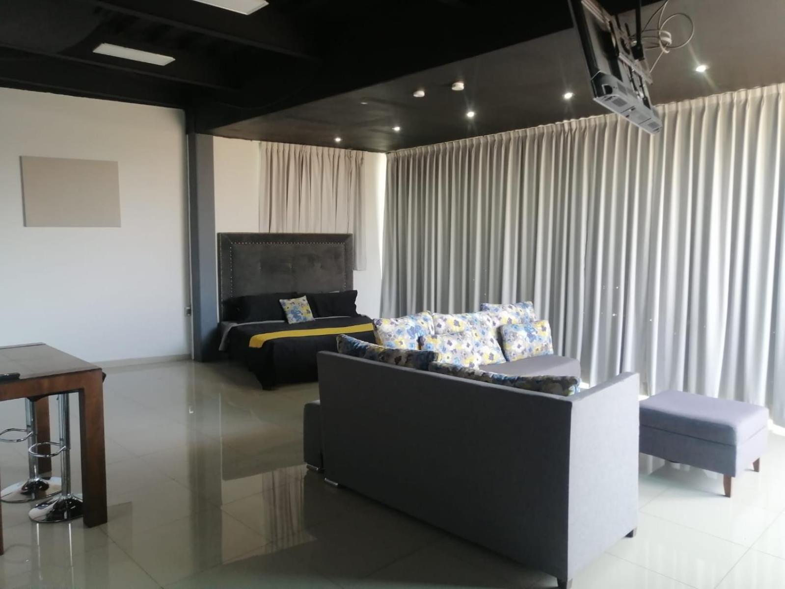 Suites La Gloria Alojamiento Independiente Tepatitlan de Morelos Εξωτερικό φωτογραφία