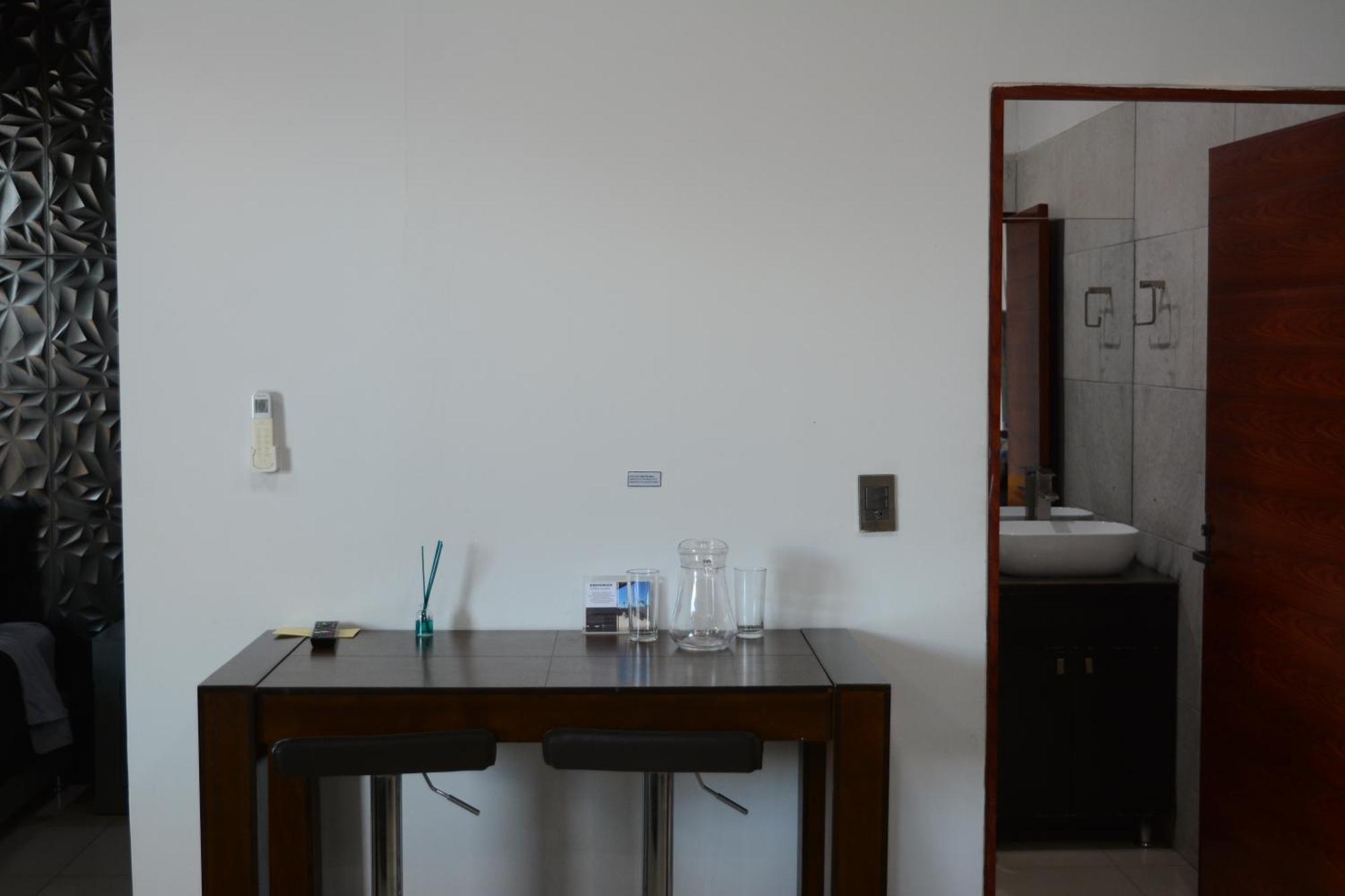 Suites La Gloria Alojamiento Independiente Tepatitlan de Morelos Εξωτερικό φωτογραφία